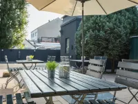 Smarty Airport Cologne Hotel - Kontaktloser Self Check-IN Hotels near Eil