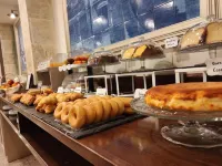 Hotel Arcos Catedral - breakfast