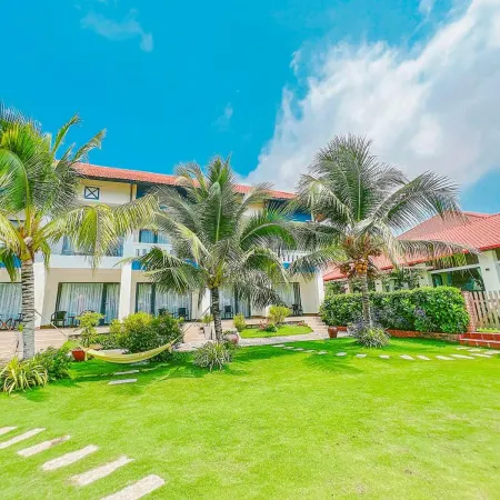 Hon Rom 2 Resort