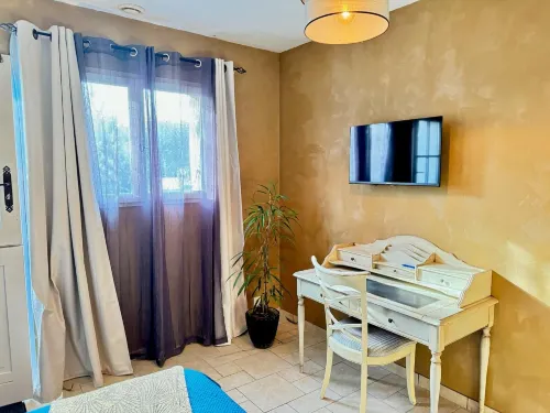 Les Roses de Montherlant - Bed & Breakfasts