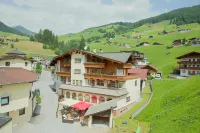 Aparthotel Dorfplatzl Garni