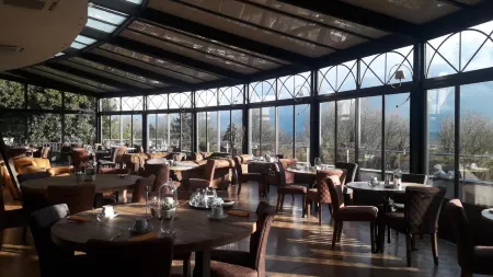 Châtellerie de Schoebeque Отели в г. Годеваевельд