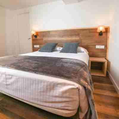 Hotel Roca Rooms