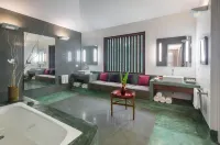 Purity at Lake Vembanad Hotel di Muhamma