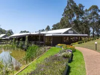 Hermitage Lodge Hotels in Pokolbin