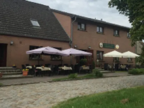 Pension & Gasthof Storchennest ウーゼリンのホテル