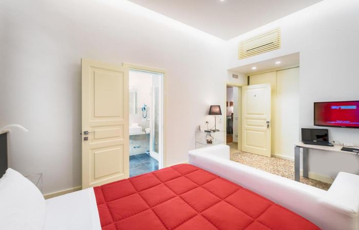 Hotel Porta Reale