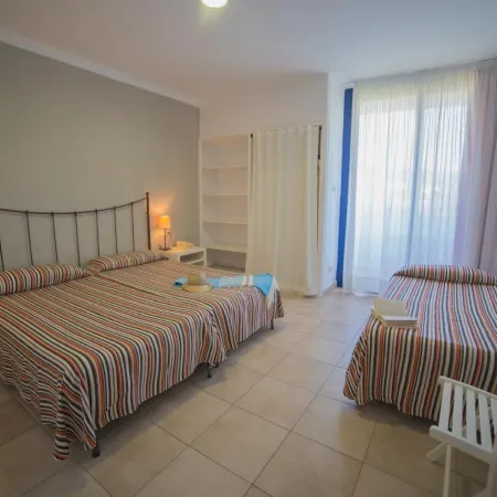 Casa Del Mar Hotel & Apartaments
