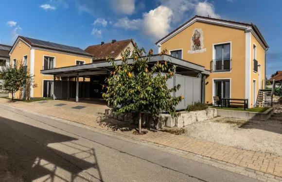 阿特穆赫塔爾蘭德豪斯酒店