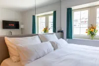 River Residence فنادق في 