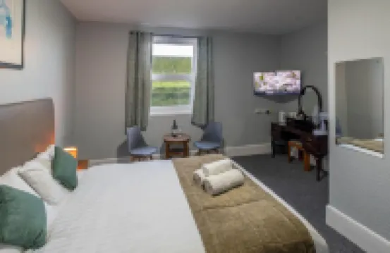 Royal Lion Hotel