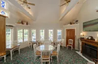 Yelton Manor Bed and Breakfast Hôtels à : South Haven