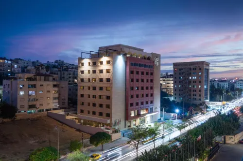 فندق كورب Corp Hotel فنادق في عمان