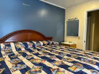 Four Oaks Hotels in Horry County