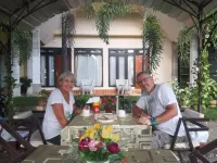 Rezka Roomz Syari'ah Hotels in Ende