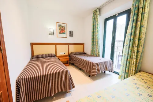 Apartamentos Royal