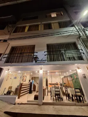 安第諾經典酒店 鄰近三重窗廟的酒店