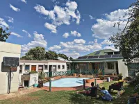 Valleycenter guest lodge - Swimmingpools