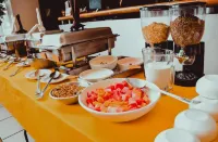 هوتل ميدتيرانيو فنادق في 