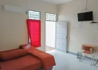 Homestay Verisha Mitra RedDoorz Hotels in Condong