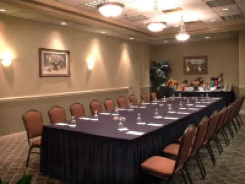 Burrstone Inn, Ascend Hotel Collection Hotels in Utica