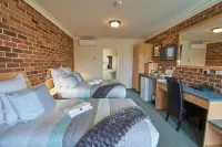Inverell Terrace Motor Lodge Hotels in Inverell