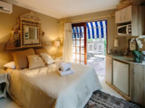 The Art Guesthouse Hotels in Hartbeespoort