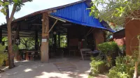 Baandin Rimnum Resort Hotel a U Thong