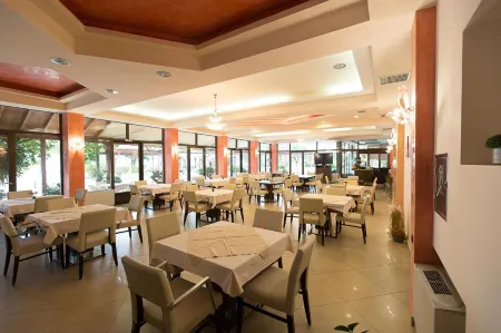 Flisvos Rooms Отели в г. Dafnousia