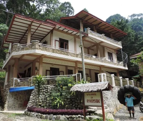 Riverside Guesthouse and Treks