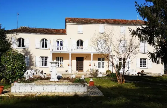 塞德雷斯克洛斯酒店