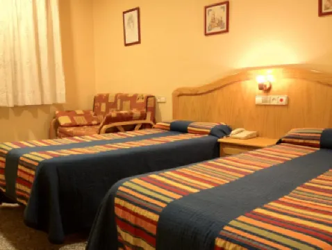 洛斯蔻馳奧斯旅館