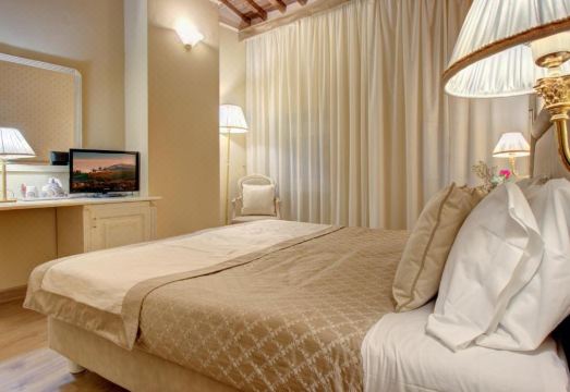 호텔 라 로칸다 볼테라 외관