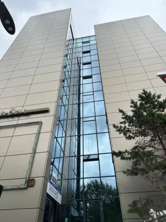 The Joy Hostel Отели рядом с достопримечательностью «Музей изобразительного искусства имени Дзанабадзара»