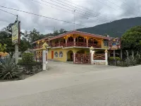 Hotel Hacienda Huasteca Hotels in Танкануиц