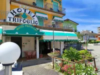Hotel Trifoglio Hôtels à proximité de : Capannina Beach