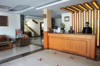 Arnes Central Hotel