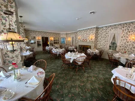 Asa Ransom House Отели в г. Эйкрон