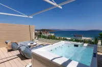 Flisvos Royal Hotel & Suites