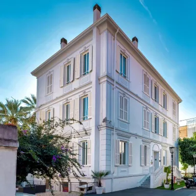 Miramare Luxury Dependance Hotels near Sanremo Centre