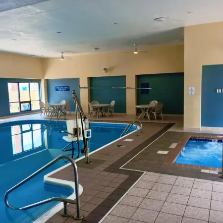 Days Inn by Wyndham Fargo