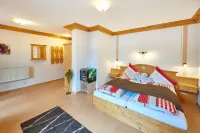 Landgasthof Penn Hotels in Windorf