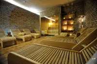 Vestil Hotel Hotels in Piotrkow Trybunalski