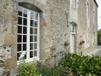 Les Grands-Aulnais Hotels in Mayenne