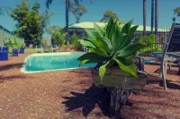 Balan Village Motel - Pools