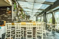 All Seasons Residence Hotel - Free Parking - 5-Star