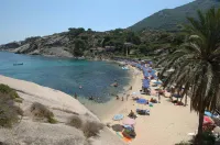 Hotel Castello Monticello Hotels in Giglio Porto