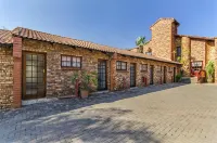 Peter's Guesthouse فنادق في Donkerhoek