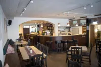 Zur Krone Hotels in Eggenfelden