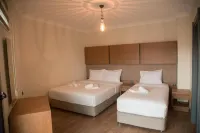 Ceneviz Suit Hotel